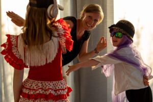 Mercedes-Benz Kinderferienprogramm - Stark durch Theater! - Workshop für Kinder