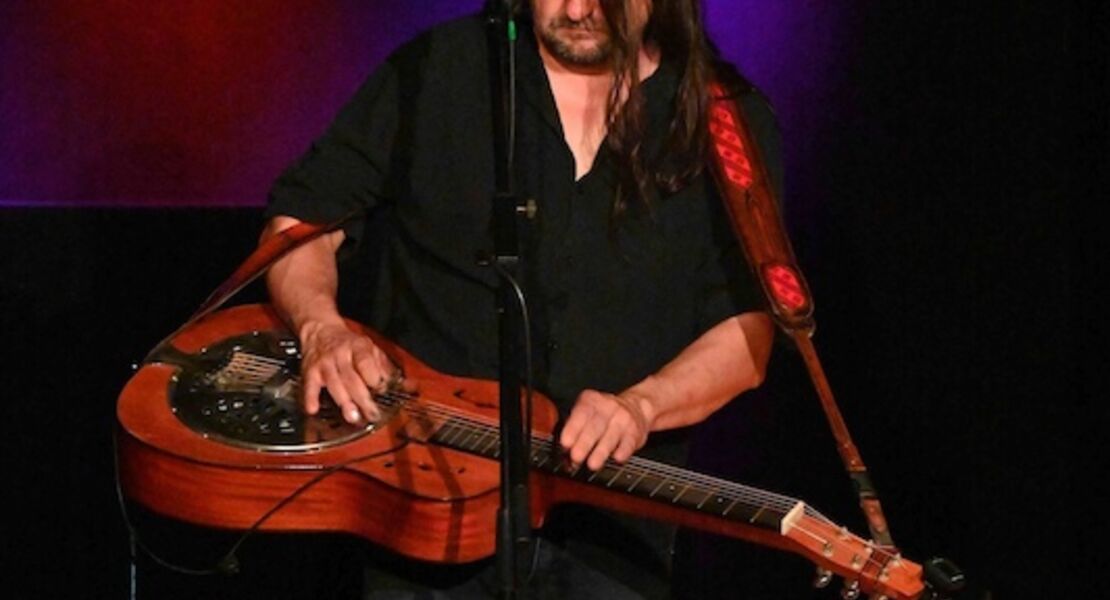 markus-klohr-im-folkclub-prisma-ev-pforzheim-singer-songwriter