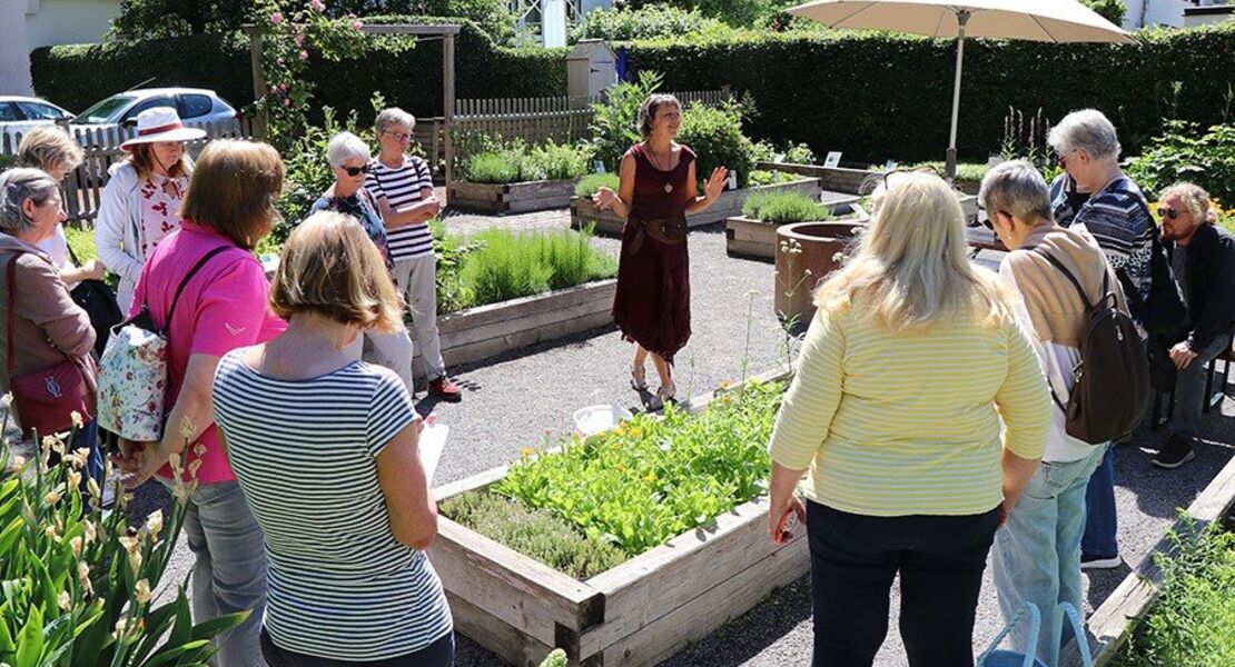 krauter-workshop-im-klostergarten