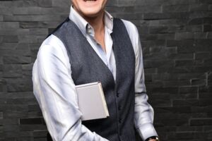 Jo im Schloss: Das Leise im Lauten - Premiere der neuen Lesung von Jo van Nelsen zum 125. Geburtstag von Marie-Luise Kaschnitz