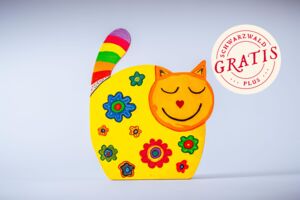 Wir bemalen eine Katze aus Holz