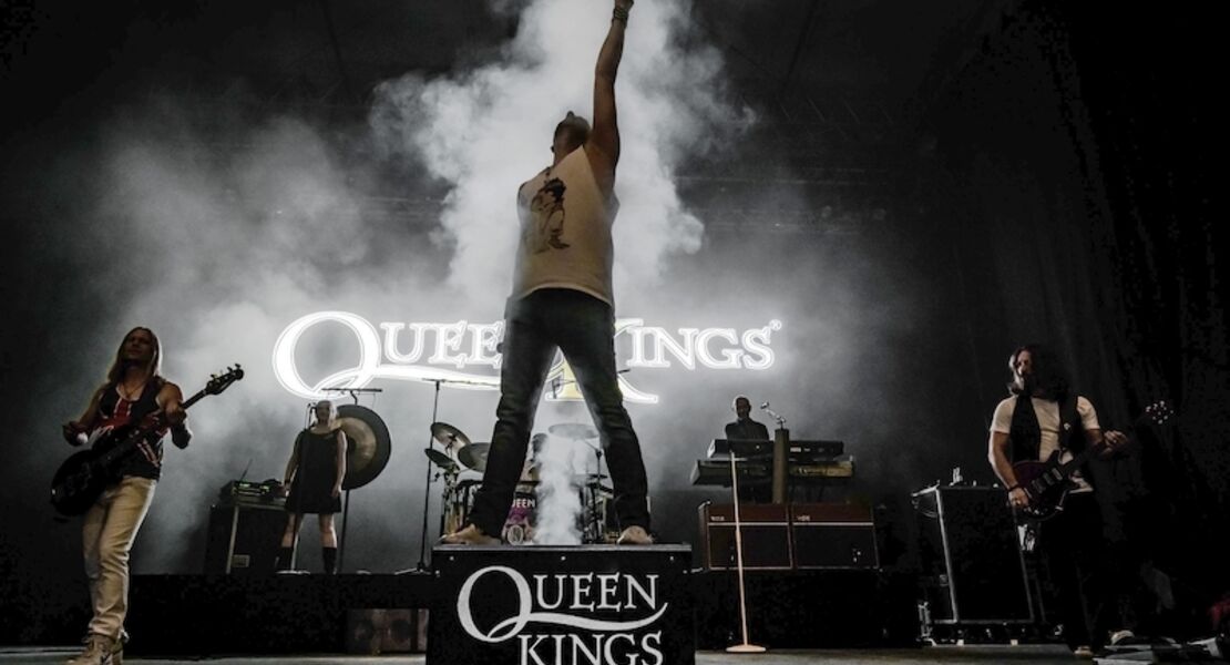 the-queen-kings-seaside-rendezvous