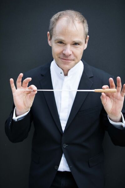 sinfoniekonzert-des-ebinger-kammerorchesters-mit-michael-wendeberg