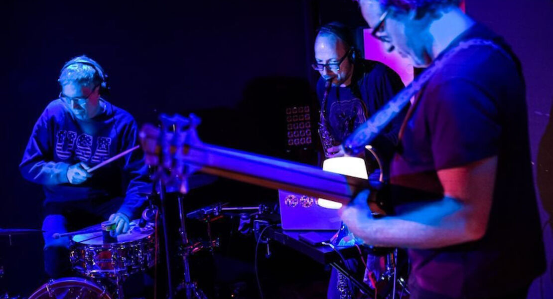 der-temporare-elektronische-salon-feat-hans-glawischnig