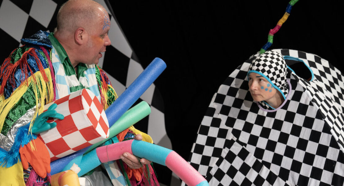 schneck-huhn-theater-brekkekekex-ab-6-jahre-30-jahre-theater-brekkekekex