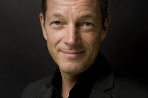 Holger Stark: Das erwachsene Land