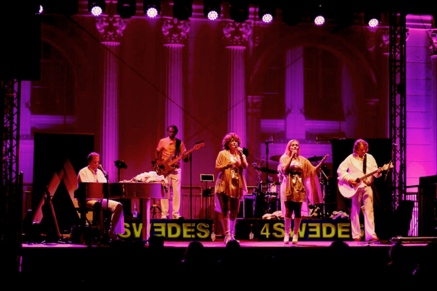 4-swedes-abba-tribute